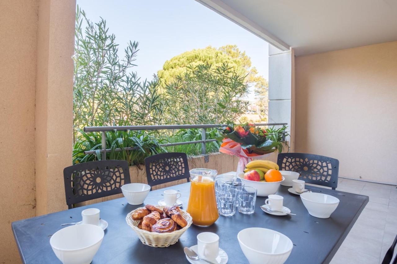 Les Parasols D'Argens Roquebrune-sur Argens Dış mekan fotoğraf