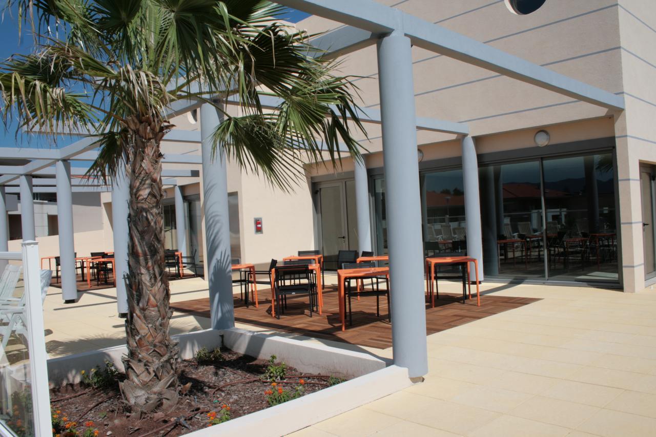 Les Parasols D'Argens Otel Roquebrune-sur Argens Dış mekan fotoğraf